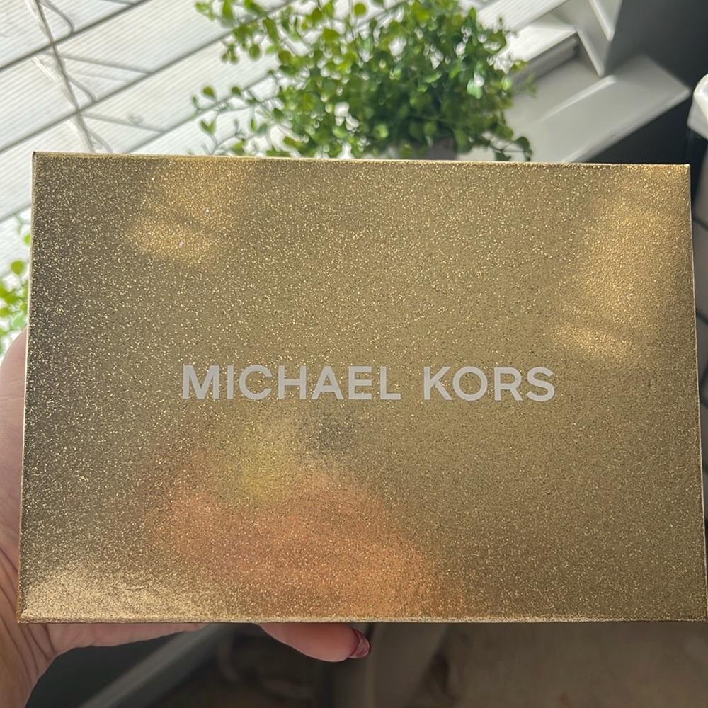 Micheal Kors small coin purse